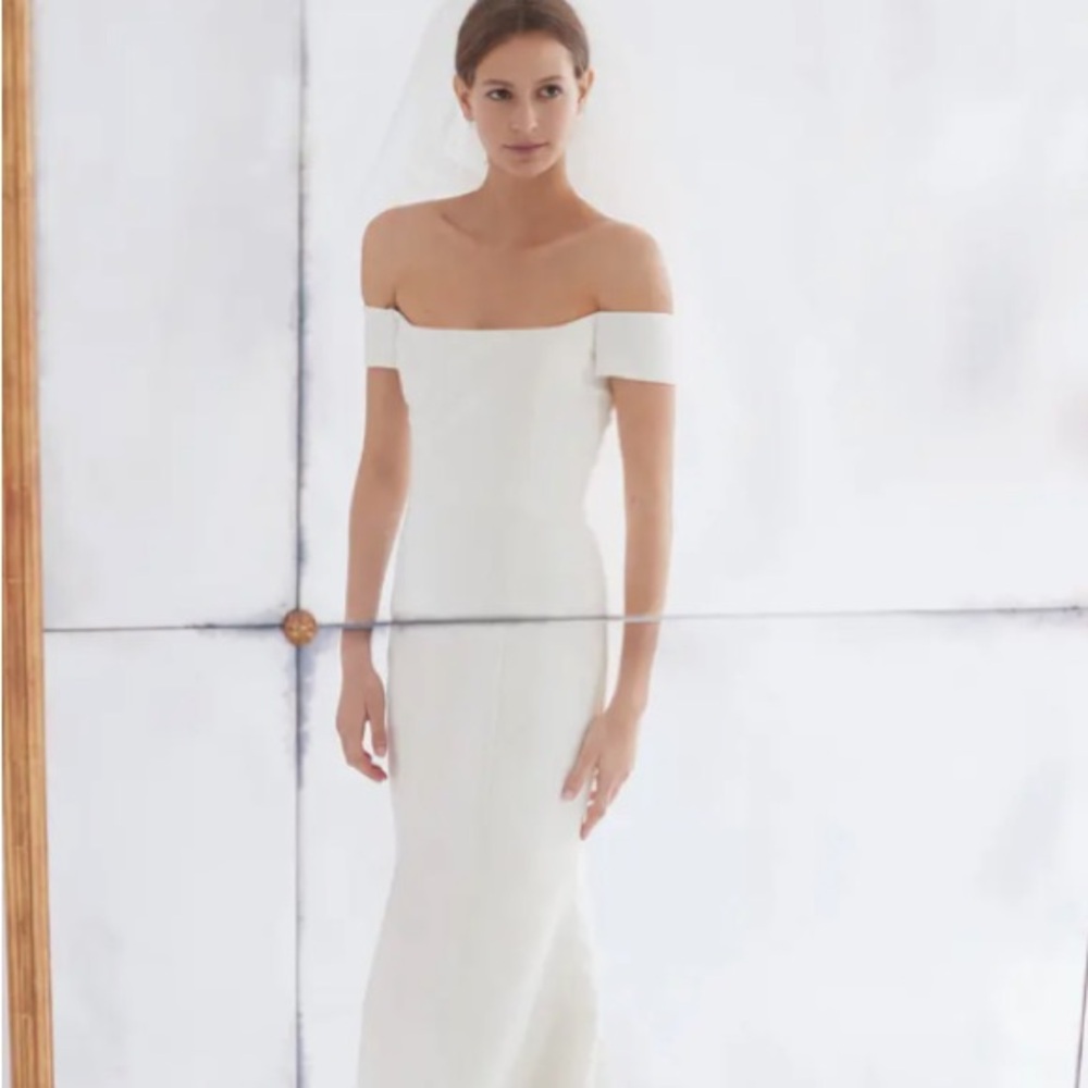 *Brand New * Carolina Herrera ‘Greta’
